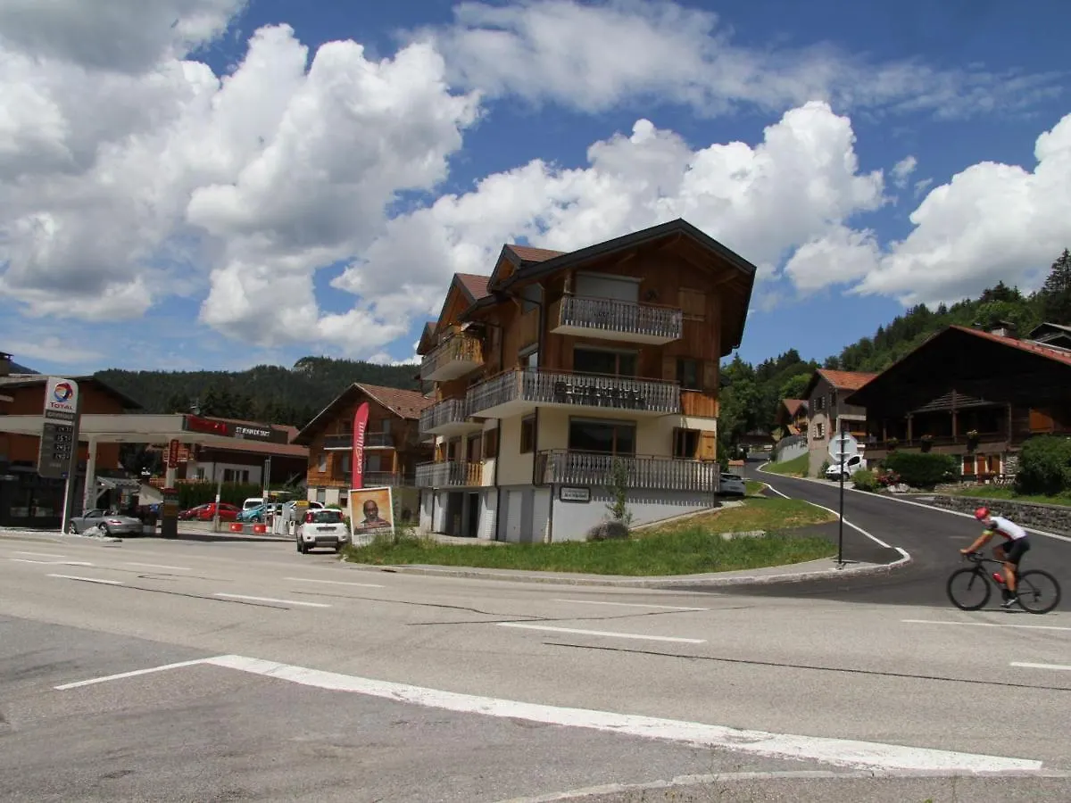 Charmant Appartement Au Centre Du Village, Proche Des Stations De Ski - 4 Personnes - Fr-1-459-163 Saint-Jean-de-Sixt Apartment